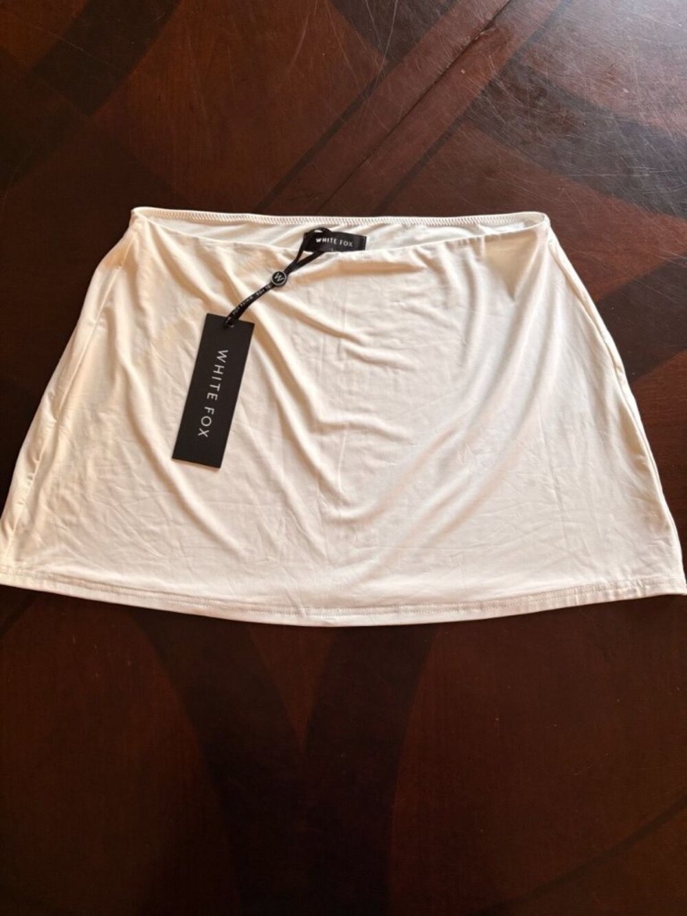 NWT White Fox Boutique Over And Over Again Mini Skirt in Off White - Size L